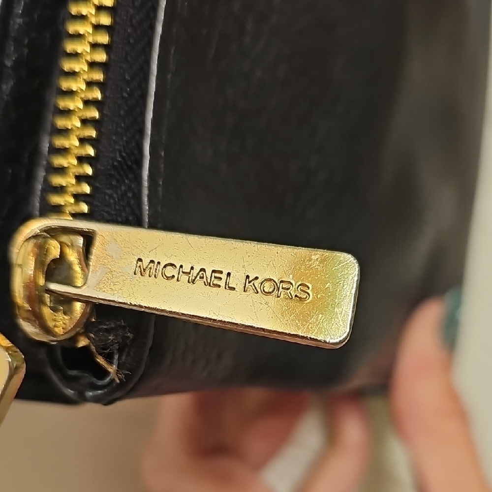 Michael Kors Black Leather Crossbody with Gold Logo - Picture 11 of 12